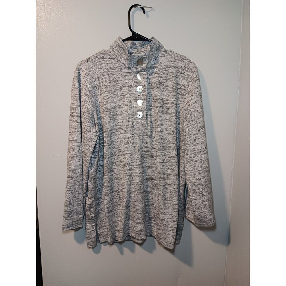 Soft Surroundings Heathered Gray Mock Neck Mother Of Pearl Buttons Sweater Med